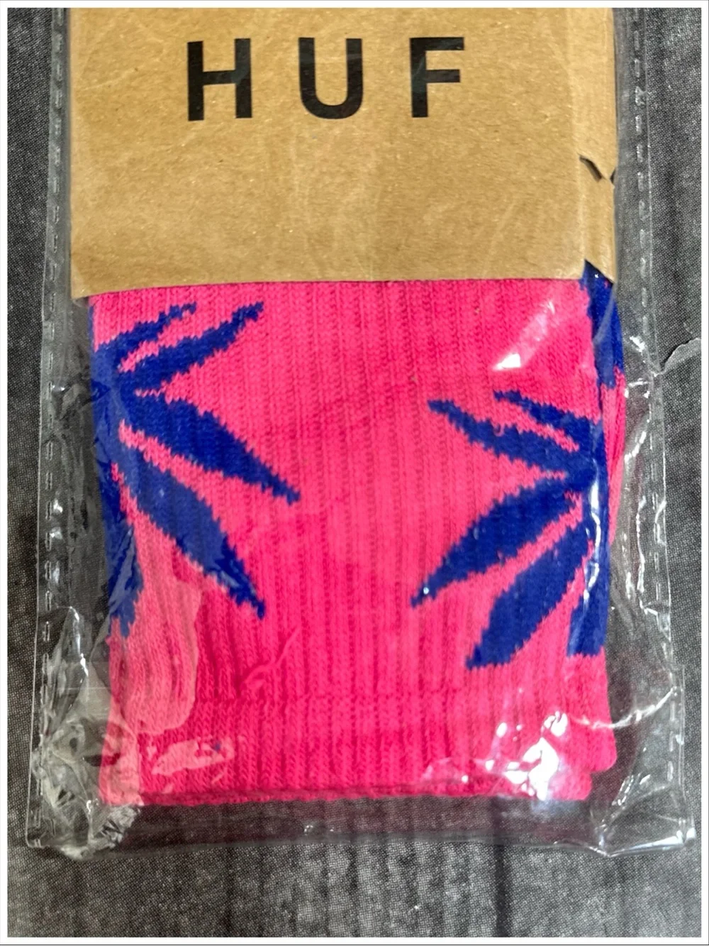 HUF Plantlife Crew Socks - Magenta Heather/Navy NWT [7002]